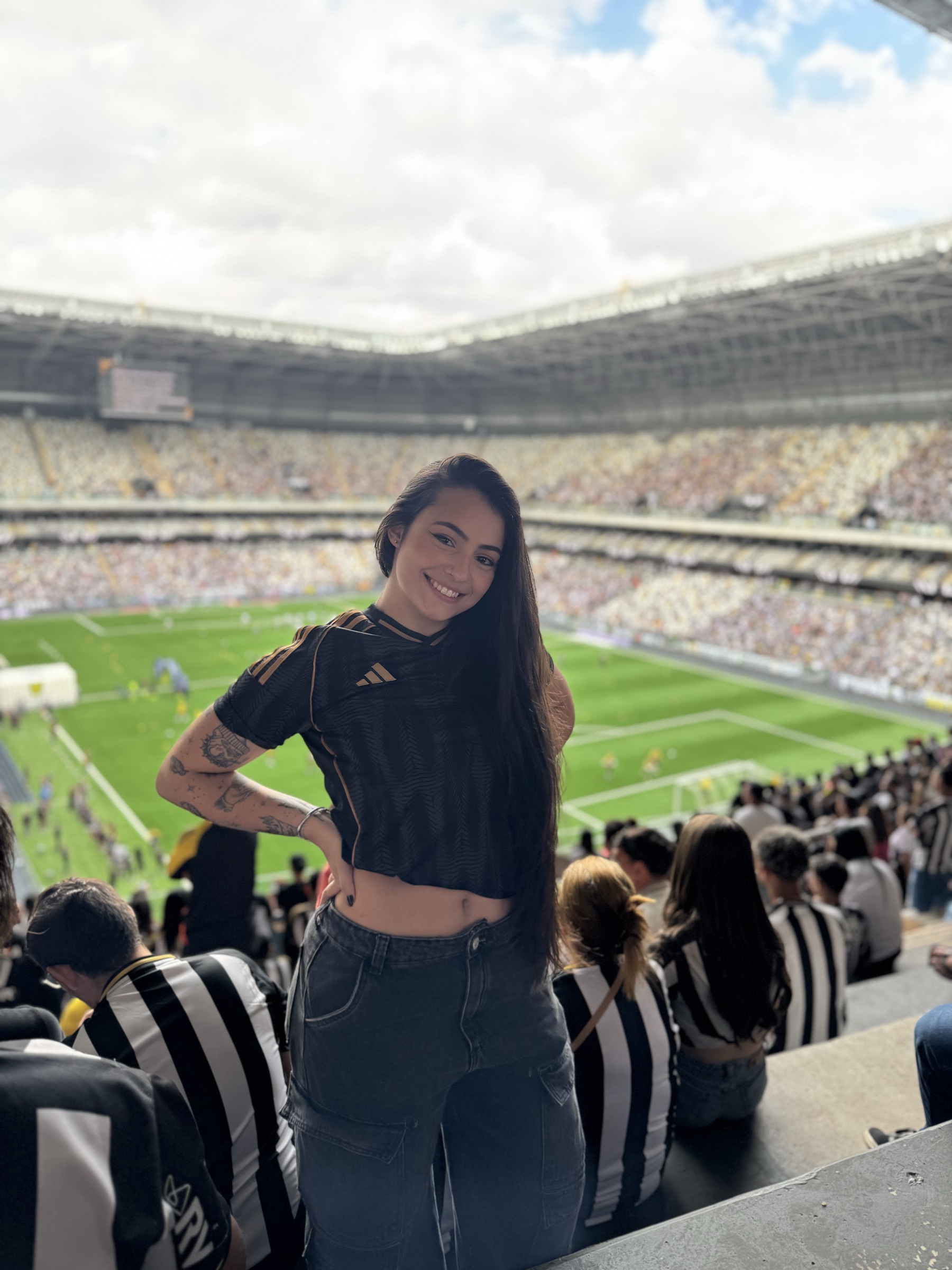 Arena lotada em dia de jogo